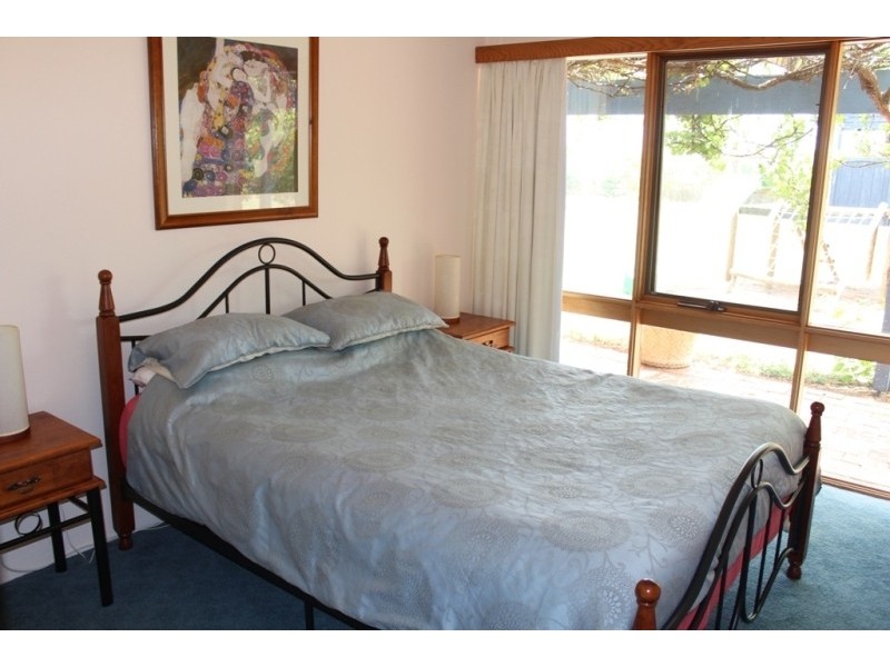 390 Laffing Waters Lane, Bathurst NSW 2795