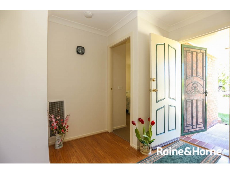 31 Hughes Street, Kelso NSW 2795