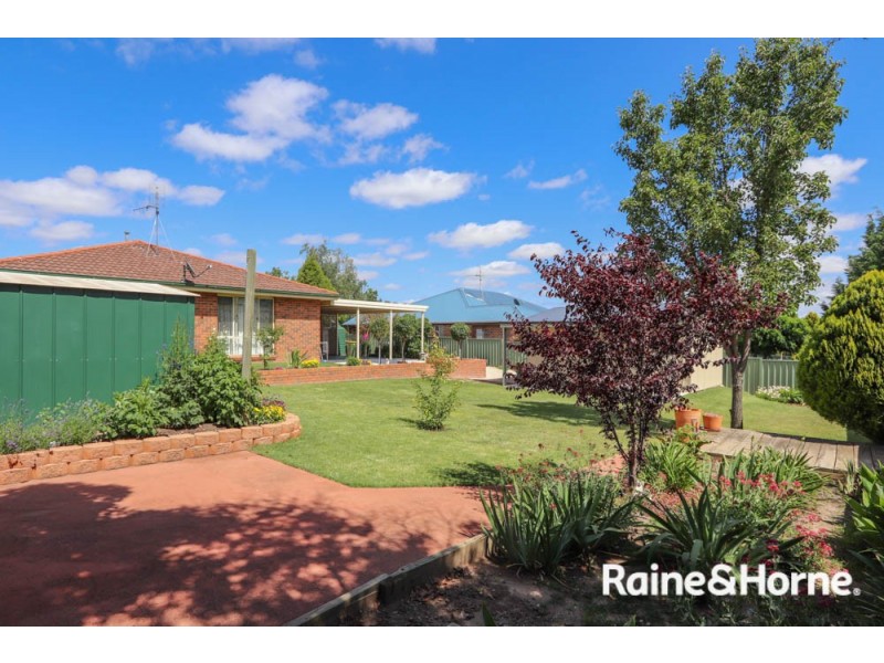 31 Hughes Street, Kelso NSW 2795