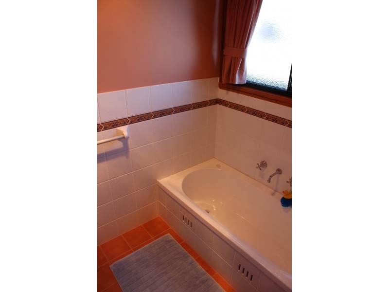 22 Farmgate Drive, Bathurst NSW 2795