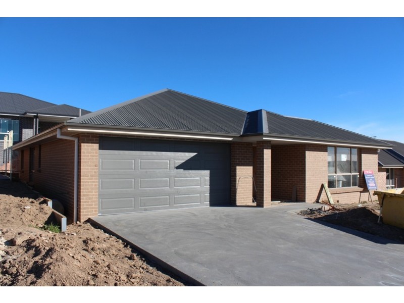 2/Lot 935 Swanbrooke Street, Bathurst NSW 2795