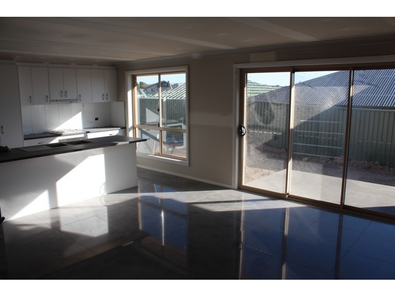 2/Lot 935 Swanbrooke Street, Bathurst NSW 2795