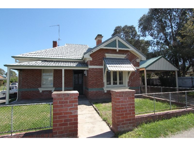 10 Boyd Street, Kelso NSW 2795