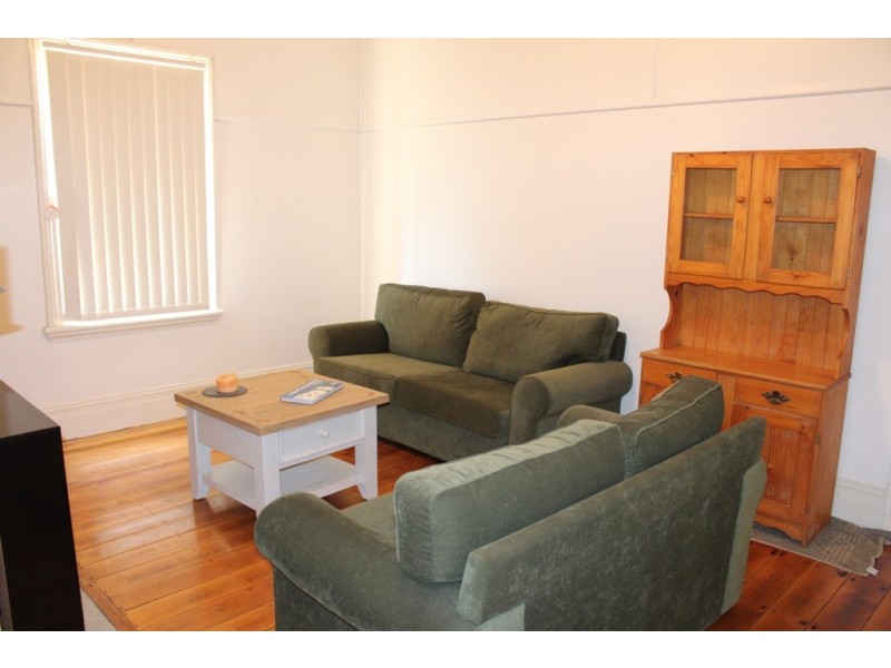 10 Boyd Street, Kelso NSW 2795