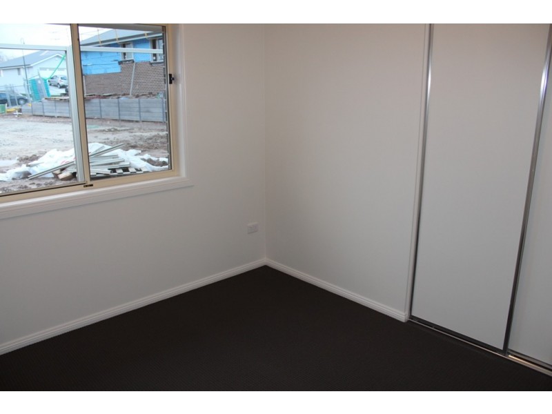 22 Graham Drive, Bathurst NSW 2795