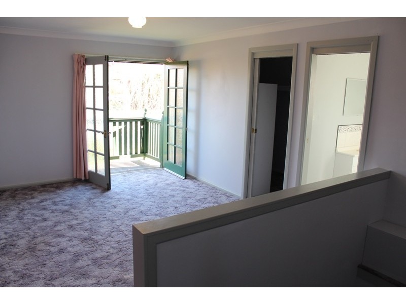 27 Vittoria Street, Bathurst NSW 2795