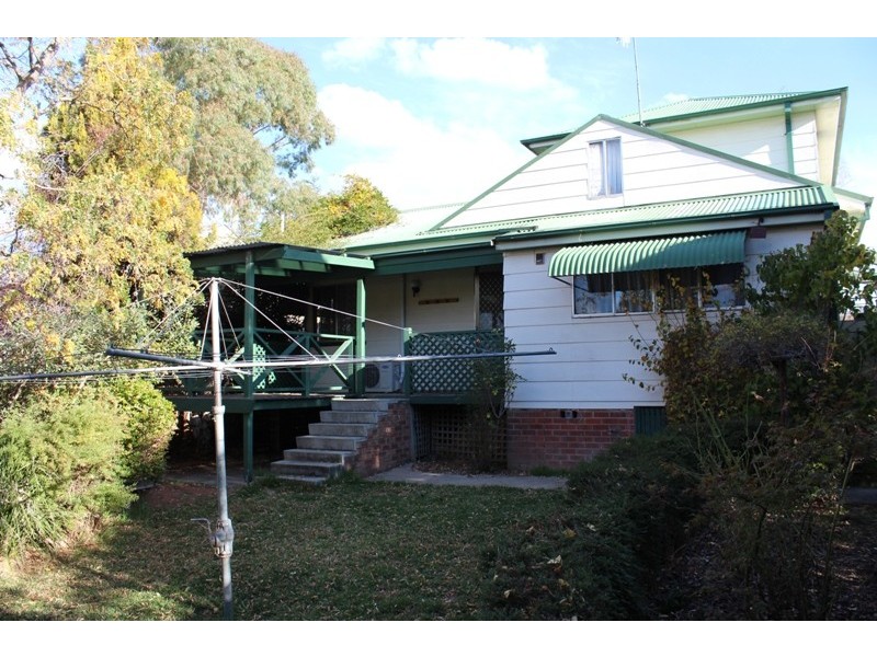 27 Vittoria Street, Bathurst NSW 2795