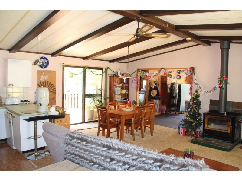 101 Walang Drive, Bathurst NSW 2795