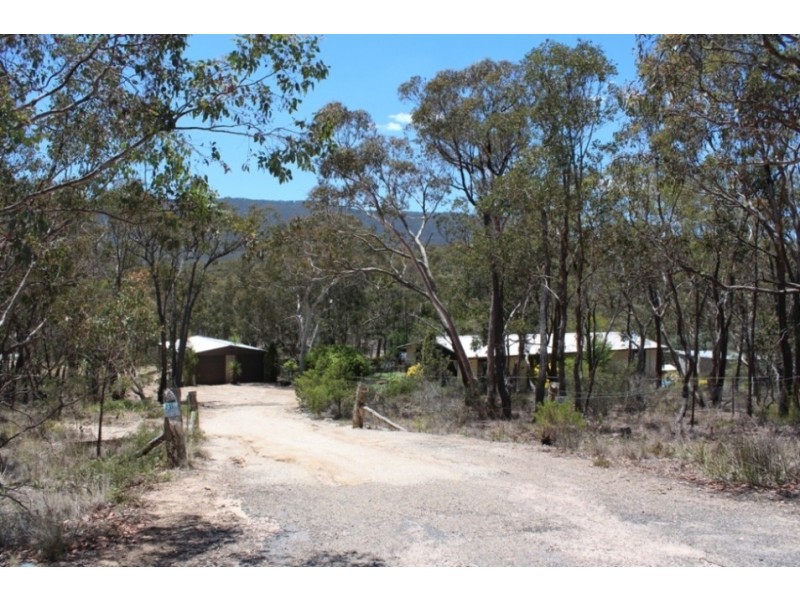 101 Walang Drive, Bathurst NSW 2795