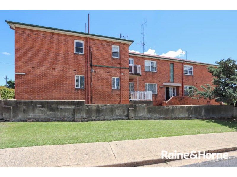 3/145 Rocket Street, Bathurst NSW 2795