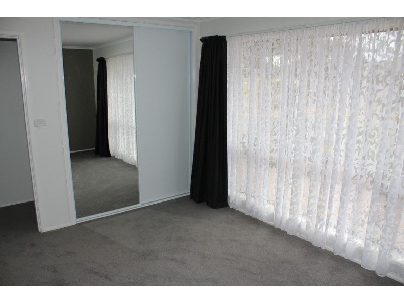 5 Rutherford Place, Bathurst NSW 2795