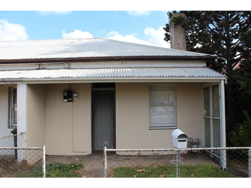 102 Durham Street, Bathurst NSW 2795