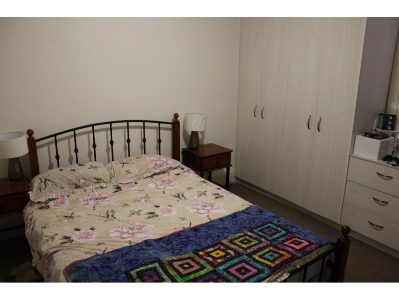 102 Durham Street, Bathurst NSW 2795