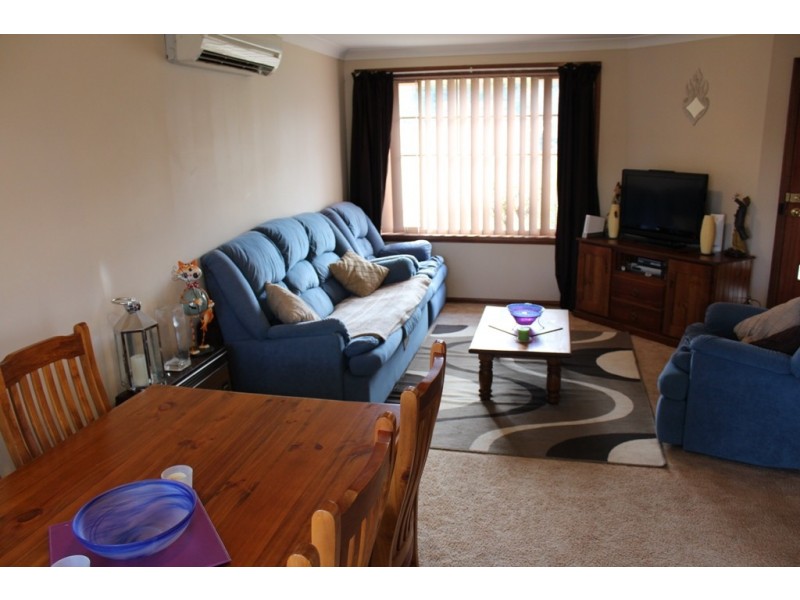 7 Burgess Place, Bathurst NSW 2795