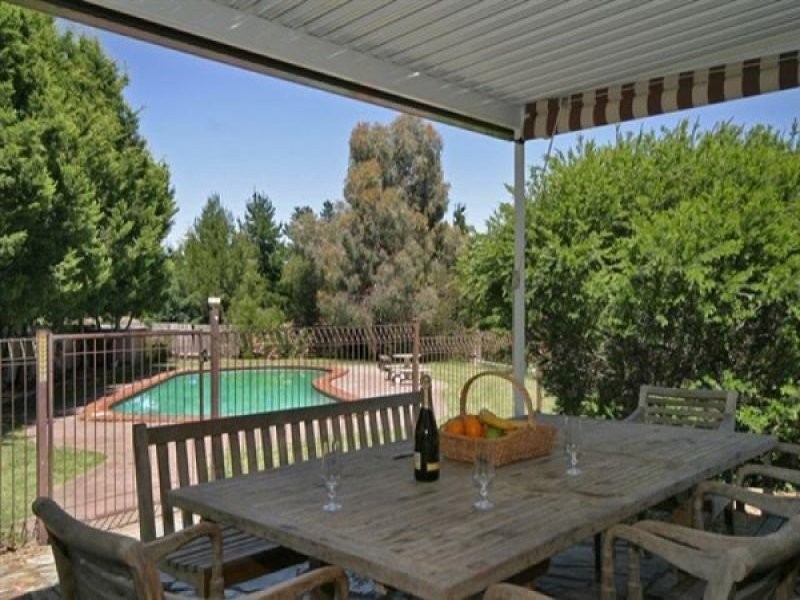 38 Gilmour Street, Bathurst NSW 2795