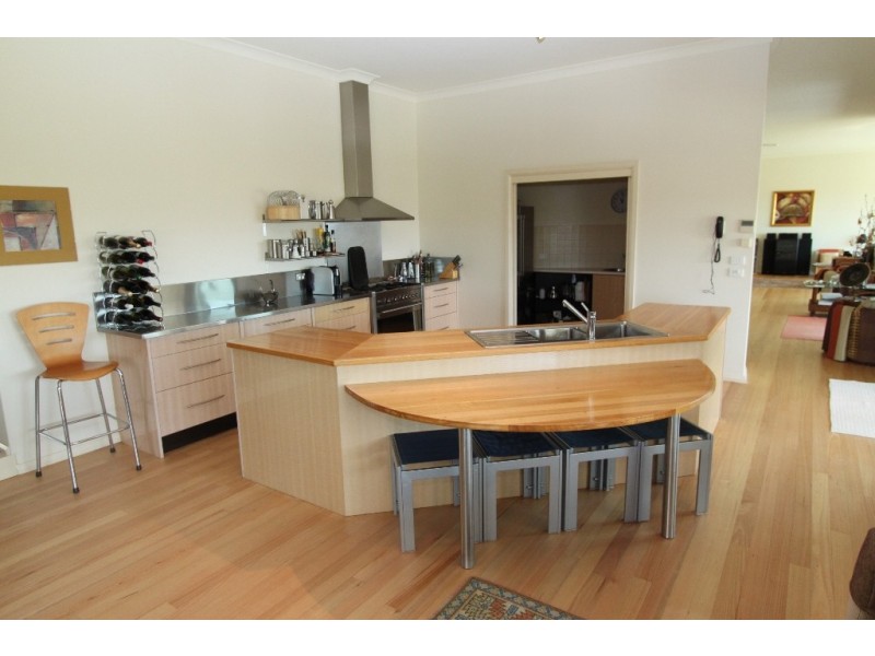 261 Hartwood Avenue, Bathurst NSW 2795