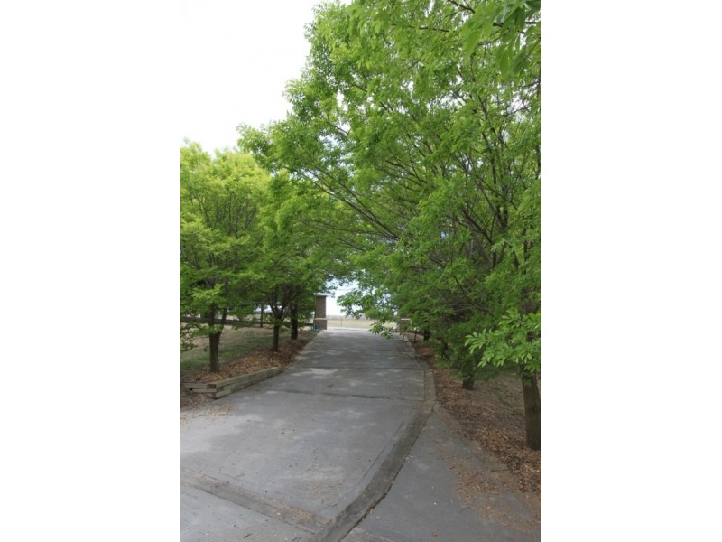 261 Hartwood Avenue, Bathurst NSW 2795