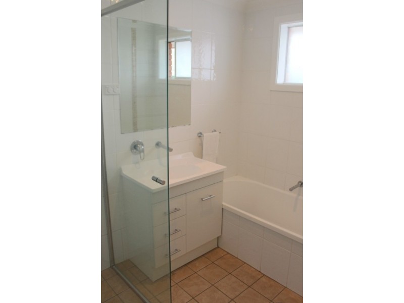 2 Willman Place, Bathurst NSW 2795