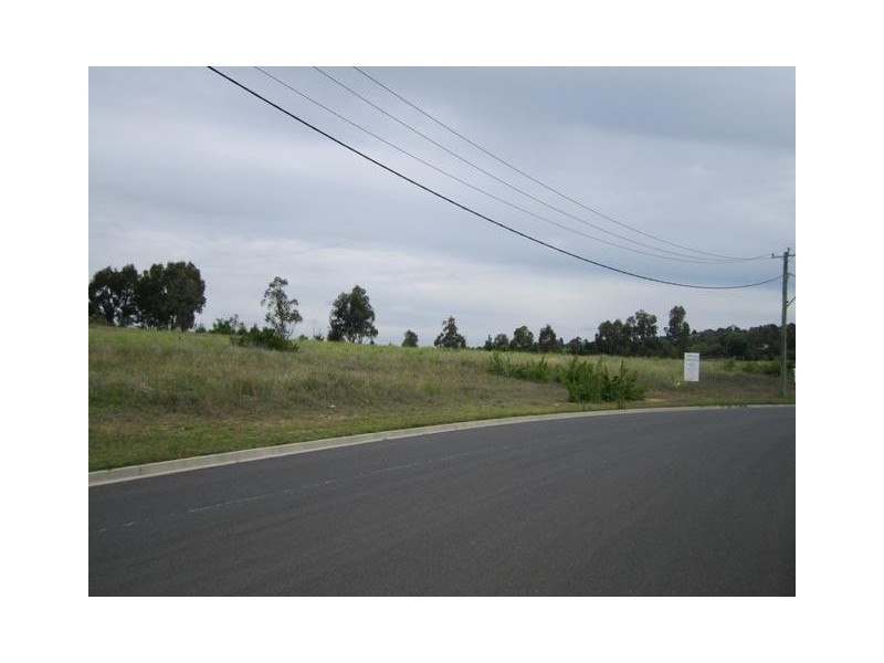 28 Corporation Ave, Bathurst NSW 2795