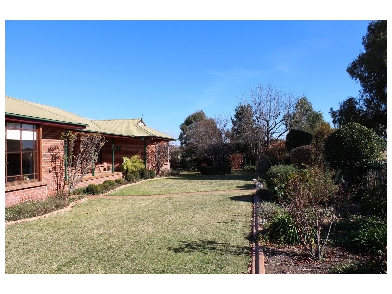 487 Eleven Mile Drive, Bathurst NSW 2795