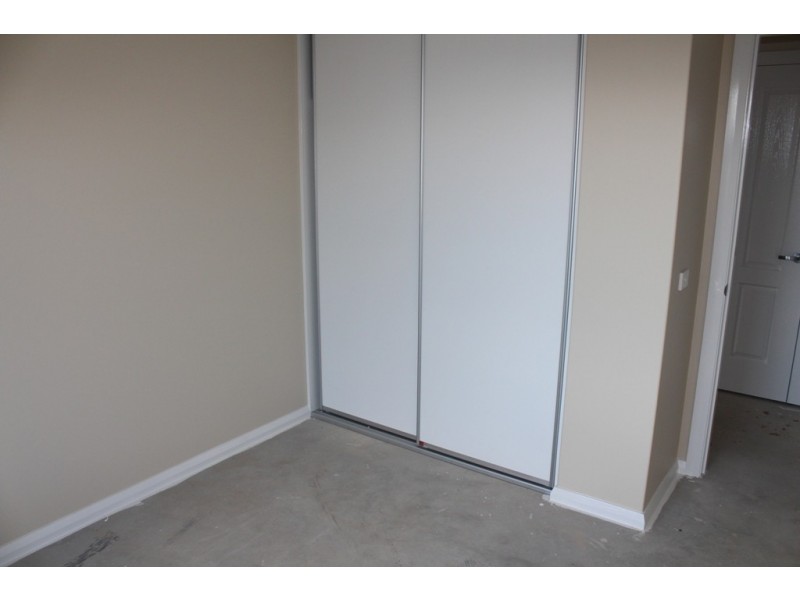 74 Ashworth Drive, Bathurst NSW 2795