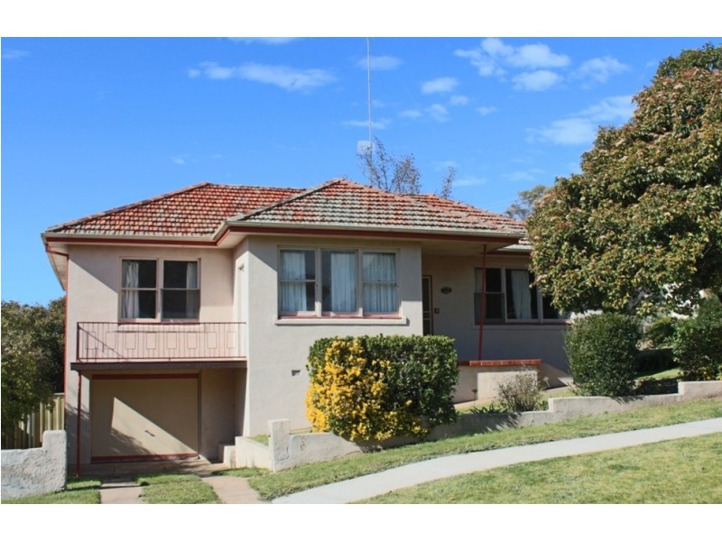 30 Esrom Street, Bathurst NSW 2795