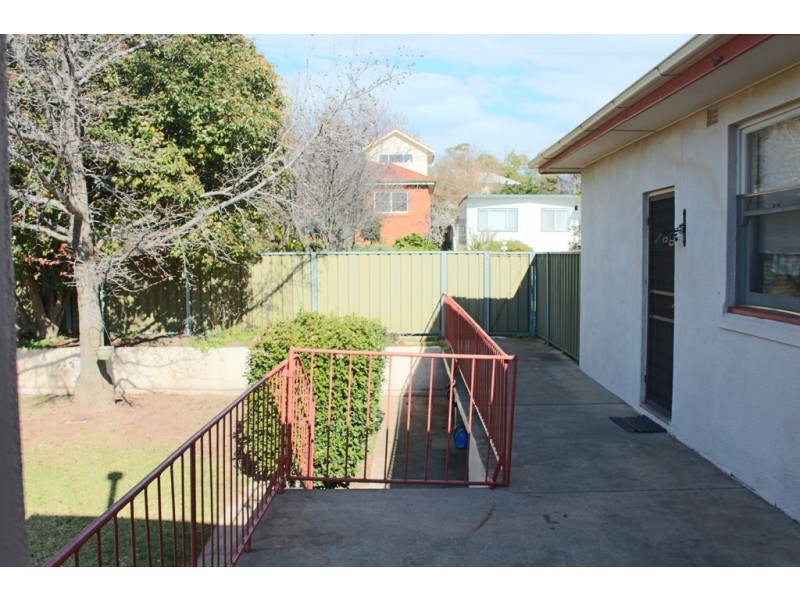 30 Esrom Street, Bathurst NSW 2795