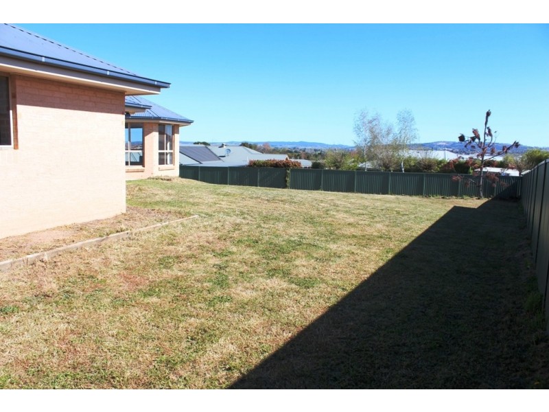 13 Federation Drive, Kelso NSW 2795