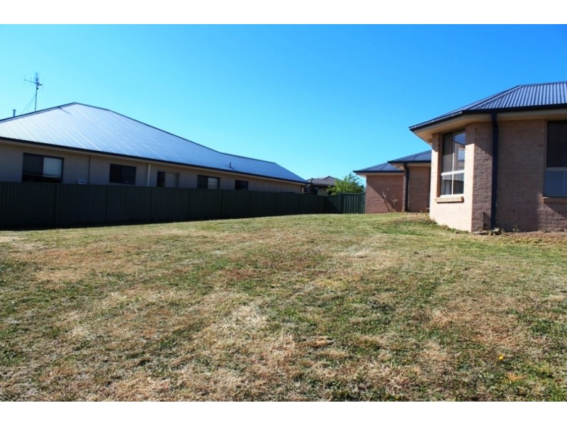 13 Federation Drive, Kelso NSW 2795