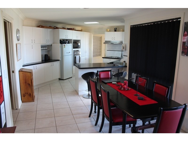 39 Arabella Place, Robin Hill NSW 2795