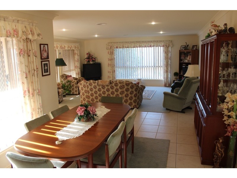 39 Arabella Place, Robin Hill NSW 2795