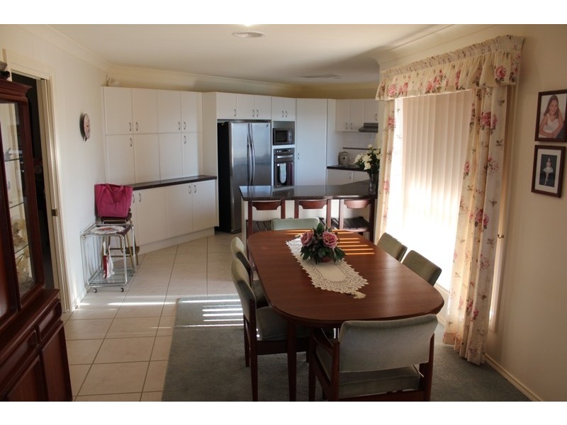 39 Arabella Place, Robin Hill NSW 2795