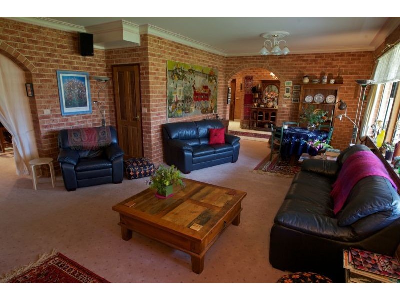 186 Mersing Road, Glanmire NSW 2795