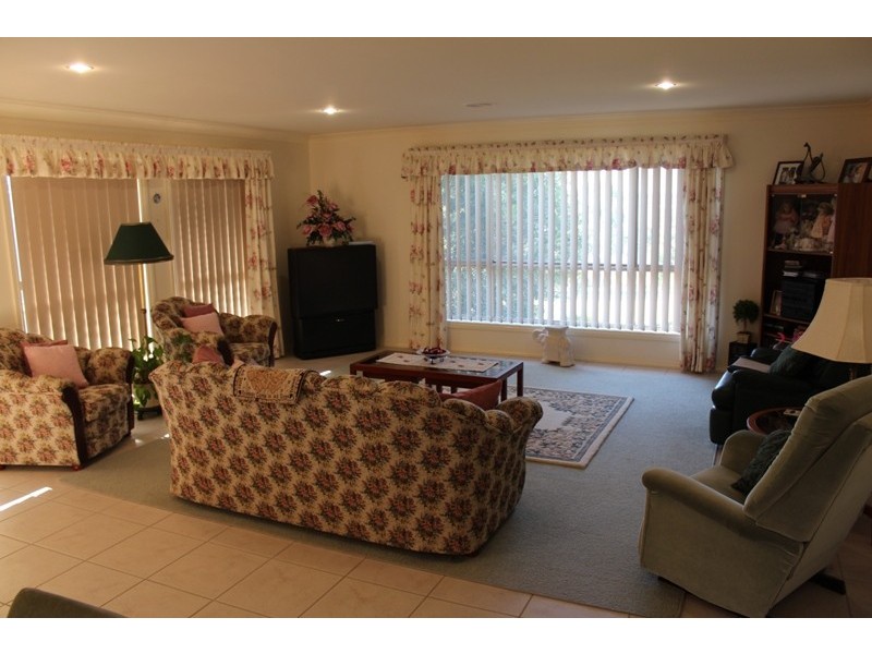 39 Arabella Place, Robin Hill NSW 2795