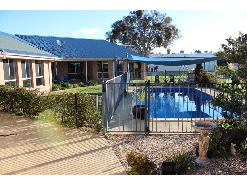 39 Arabella Place, Robin Hill NSW 2795