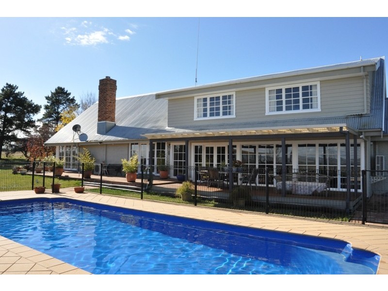 55 Fleming Drive, Bathurst NSW 2795