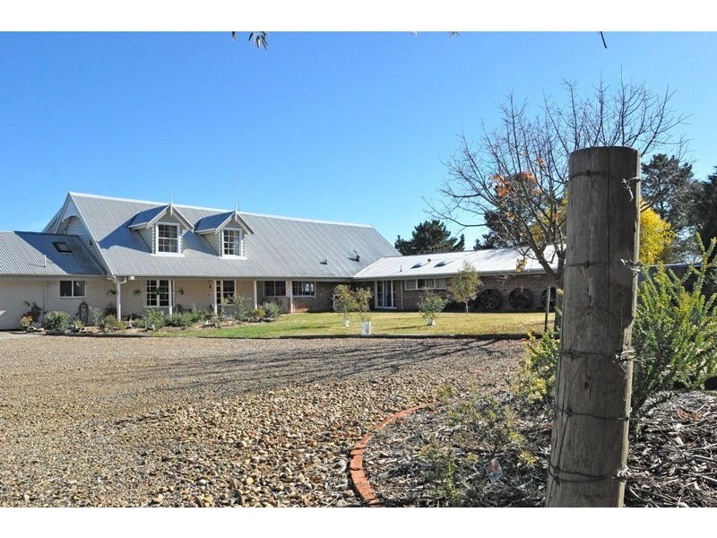 55 Fleming Drive, Bathurst NSW 2795