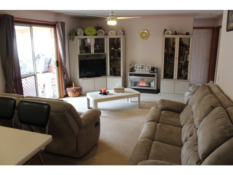 3 Freestone Way, Bathurst NSW 2795