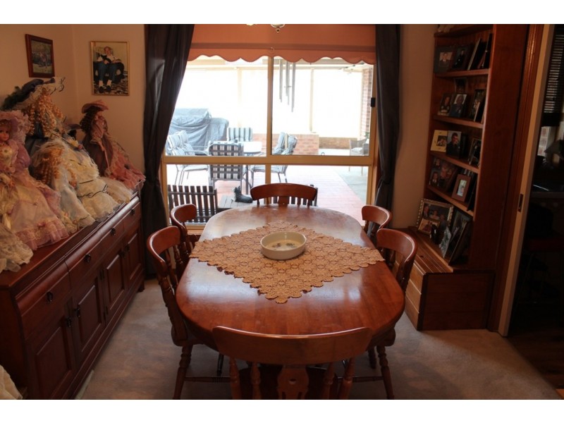 3 Freestone Way, Bathurst NSW 2795