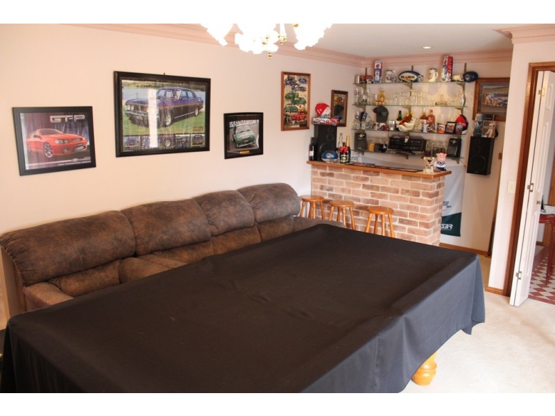 3 Freestone Way, Bathurst NSW 2795