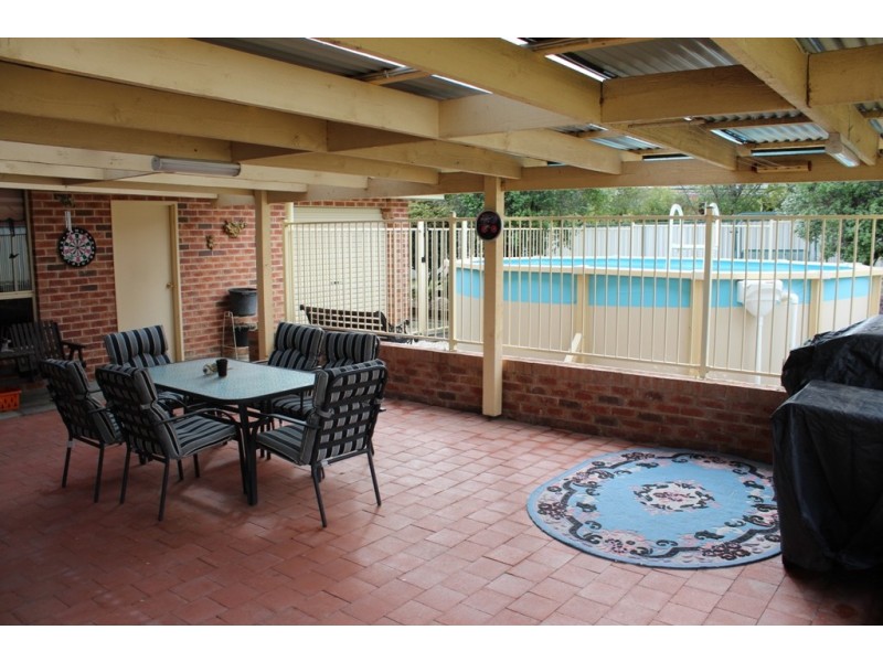 3 Freestone Way, Bathurst NSW 2795