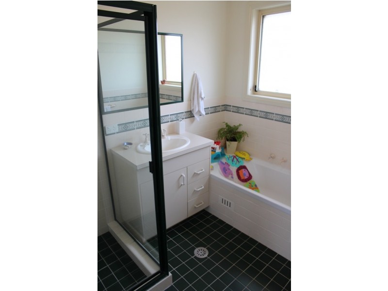 26a Dees Close, Bathurst NSW 2795