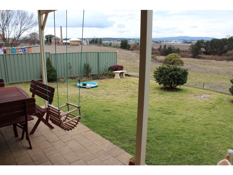 26a Dees Close, Bathurst NSW 2795
