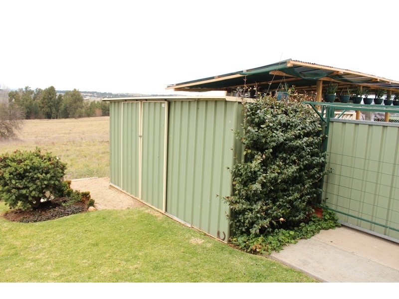 26a Dees Close, Bathurst NSW 2795