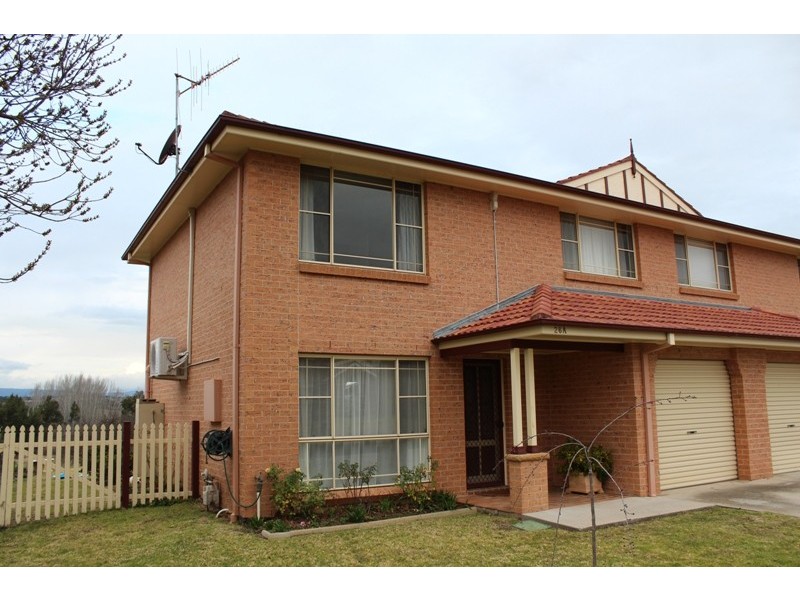 26a Dees Close, Bathurst NSW 2795