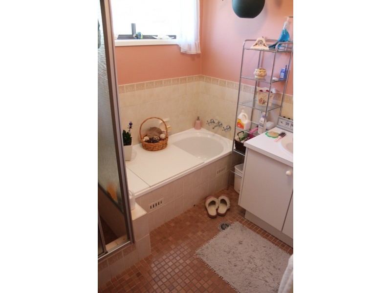 7 Elm Place, Bathurst NSW 2795