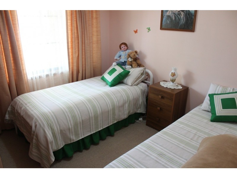 7 Elm Place, Bathurst NSW 2795