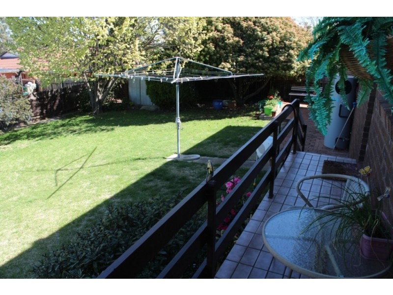 7 Elm Place, Bathurst NSW 2795