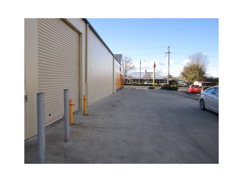 128 Rear Durham St, Bathurst NSW 2795