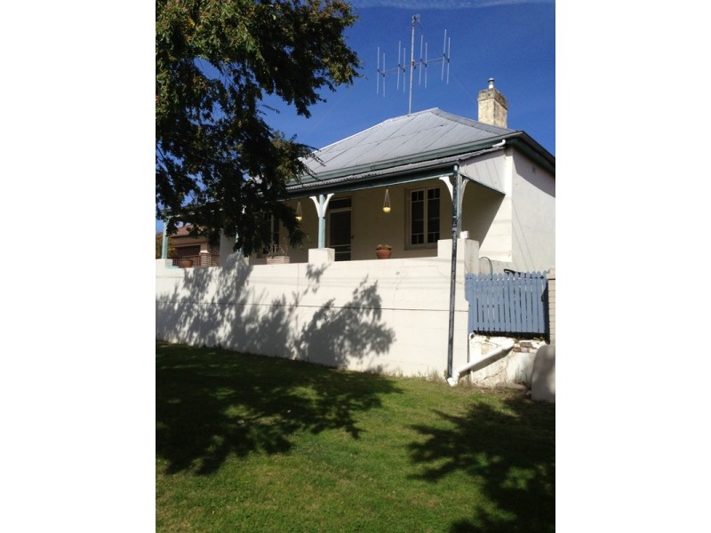 52 Morrisset Street, Bathurst NSW 2795